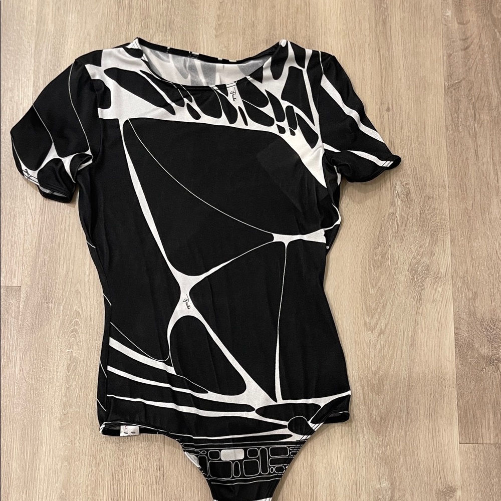 Emilio Pucci black and white top